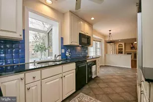 1006 Kimberwicke Rd, McLean, VA 22102 - Photo 9