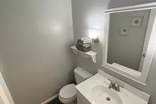 1006 Kimberwicke Rd, McLean, VA 22102 - Photo 13