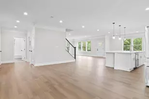 8708 Lukens Ln, Alexandria, VA 22309 - Photo 9