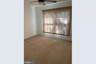 8502 Chase Glen Circle, Fairfax Station, VA 22039 - Photo 15