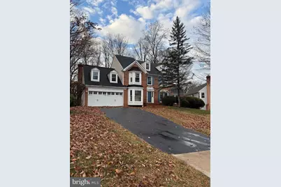 8502 Chase Glen Circle, Fairfax Station, VA 22039 - Photo 7