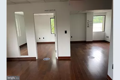 6888 Elm Street #301, McLean, VA 22101 - Photo 11