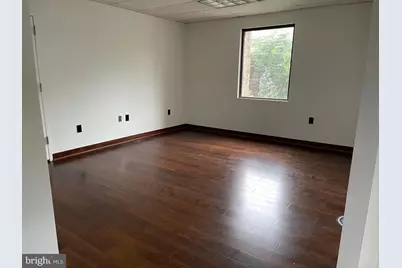 6888 Elm Street #301, McLean, VA 22101 - Photo 9