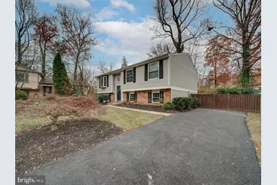 9117 Hunting Pines Place, Fairfax, VA 22032 - Photo 5