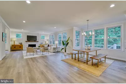 906 Frederick Street SW, Vienna, VA 22180 - Photo 5