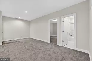 906 Frederick St SW, Vienna, VA 22180 - Photo 83