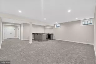 906 Frederick St SW, Vienna, VA 22180 - Photo 77