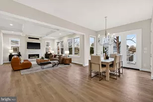 906 Frederick St SW, Vienna, VA 22180 - Photo 21