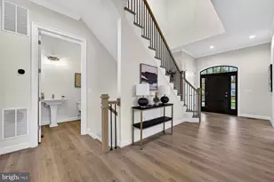 906 Frederick St SW, Vienna, VA 22180 - Photo 7