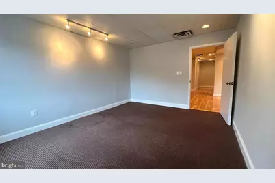 8294 Old Courthouse Road #32, Vienna, VA 22182 - Photo 11