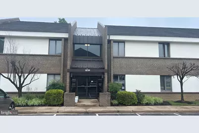 8294 Old Courthouse Road #32, Vienna, VA 22182 - Photo 1