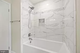 11608 Helmont Dr, Oakton, VA 22124 - Photo 37