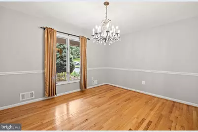 11608 Helmont Drive, Oakton, VA 22124 - Photo 7