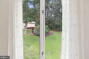 11608 Helmont Dr, Oakton, VA 22124 - Photo 13