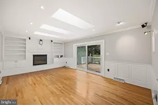 11608 Helmont Dr, Oakton, VA 22124 - Photo 23