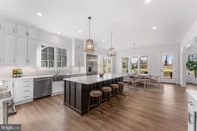 1711 Drewlaine Drive, Vienna, VA 22182 - Photo 7