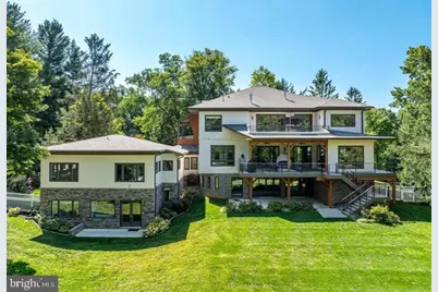 9604 Pembroke Place, Vienna, VA 22182 - Photo 1