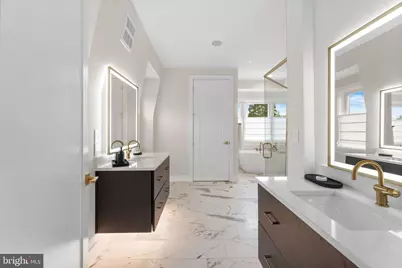 7054 Liberty Lane, McLean, VA 22101 - Photo 25