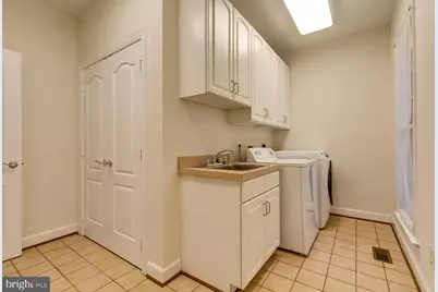 1489 Broadstone Place, Vienna, VA 22182 - Photo 17