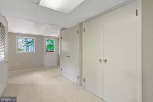 8449 Thames St, Springfield, VA 22151 - Photo 35