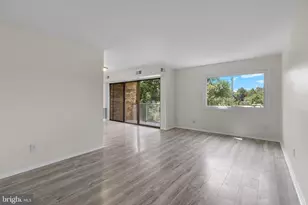 8001 Chanute Pl, Falls Church, VA 22042 - Photo 7