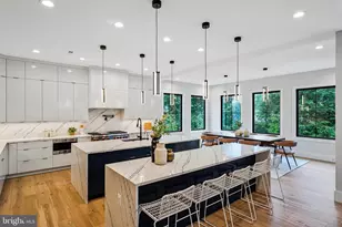 11410 Waples Mill Rd, Oakton, VA 22124 - Photo 41