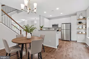 12033 Edgemere Cir, Reston, VA 20190 - Photo 11