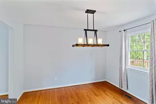 1407 Skyhaven Ct, Herndon, VA 20170 - Photo 9