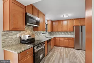 719 Palmer Dr, Herndon, VA 20170 - Photo 7