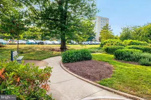 6631 Wakefield Dr, Alexandria, VA 22307 - Photo 31