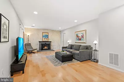 11612 Clipstone Lane, Reston, VA 20191 - Photo 23