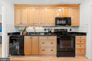 11612 Clipstone Ln, Reston, VA 20191 - Photo 13