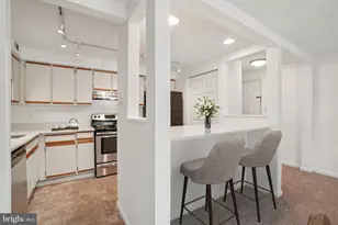 8386 Brockham Dr, Alexandria, VA 22309 - Photo 11