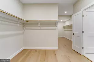 2418 Holt St, Vienna, VA 22180 - Photo 63