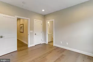 2418 Holt St, Vienna, VA 22180 - Photo 41