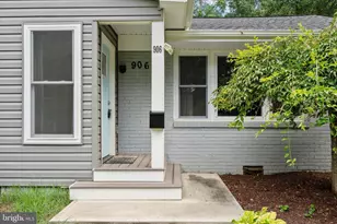 906 Monroe St, Herndon, VA 20170 - Photo 3