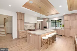 5950 Woodacre Ct, McLean, VA 22101 - Photo 5