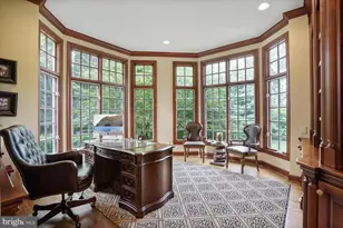 9864 Walker Glen Ct, Great Falls, VA 22066 - Photo 33