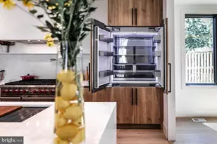 6940 Spruce St, Falls Church, VA 22046 - Photo 21