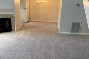 12106 Greenway Ct, Fairfax, VA 22033 - Photo 5