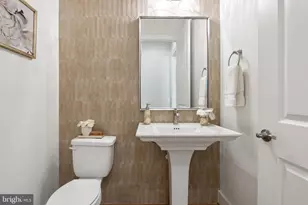 1805 Mcguire Ct, Vienna, VA 22182 - Photo 31