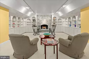 2401 Oakmont Ct, Oakton, VA 22124 - Photo 43