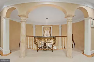 2401 Oakmont Ct, Oakton, VA 22124 - Photo 27