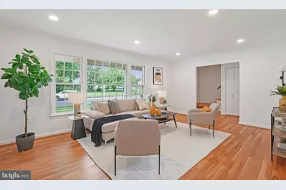 5803 Sunderland Court, Alexandria, VA 22315 - Photo 7