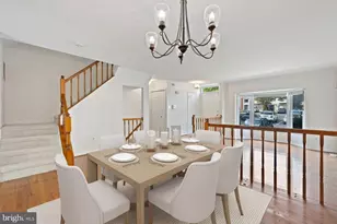 5321 Buxton Ct, Alexandria, VA 22315 - Photo 3