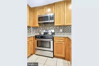 4900 Schuyler Drive, Annandale, VA 22003 - Photo 3