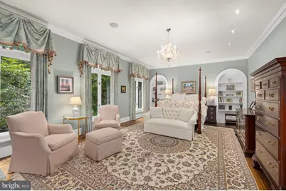 1111 Crest Lane, McLean, VA 22101 - Photo 21