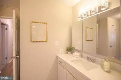 5902 Mount Eagle Drive #805, Alexandria, VA 22303 - Photo 27