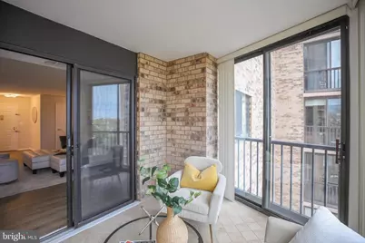 5902 Mount Eagle Drive #805, Alexandria, VA 22303 - Photo 11