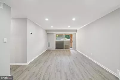 5806 Cove Landing Road #304, Burke, VA 22015 - Photo 5